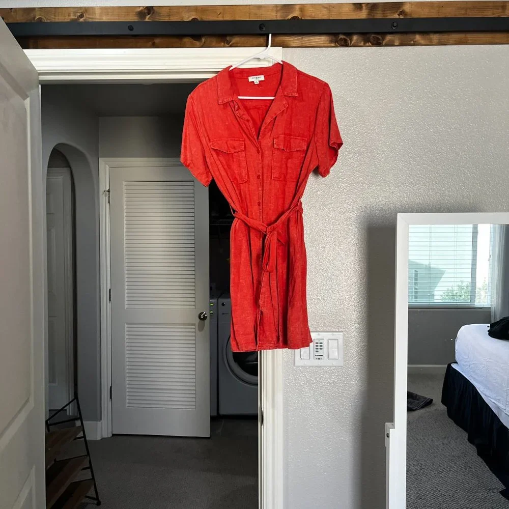 ORANGE DRESS - Picture 3 of 3